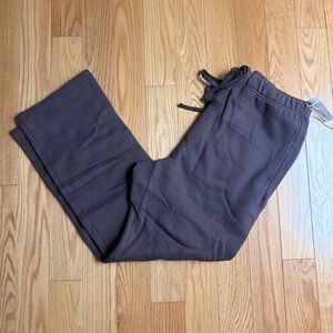 Essentials Sweatpants Plum Uncuffed